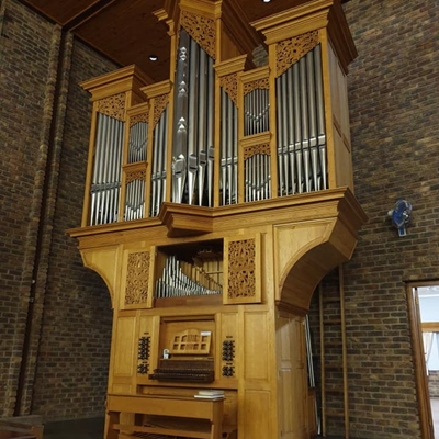 Pipe Organ Specialists specialize in Pipe Organ Building